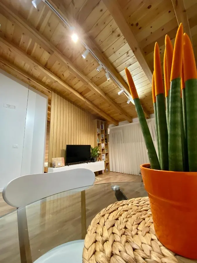 Lovely Loft 1-Bedroom In The Heart Of Tirana 0*,