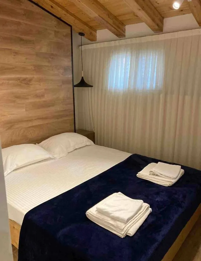 Lovely Loft 1-Bedroom In The Heart Of Tirana Albania