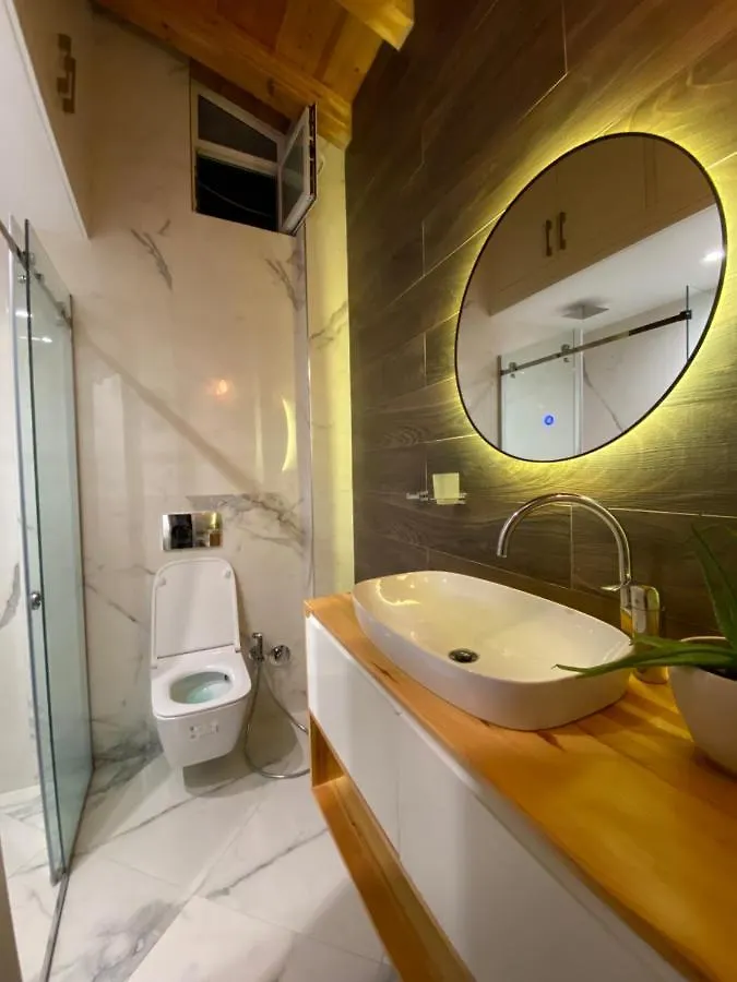 Lovely Loft 1-Bedroom In The Heart Of Tirana Apartment